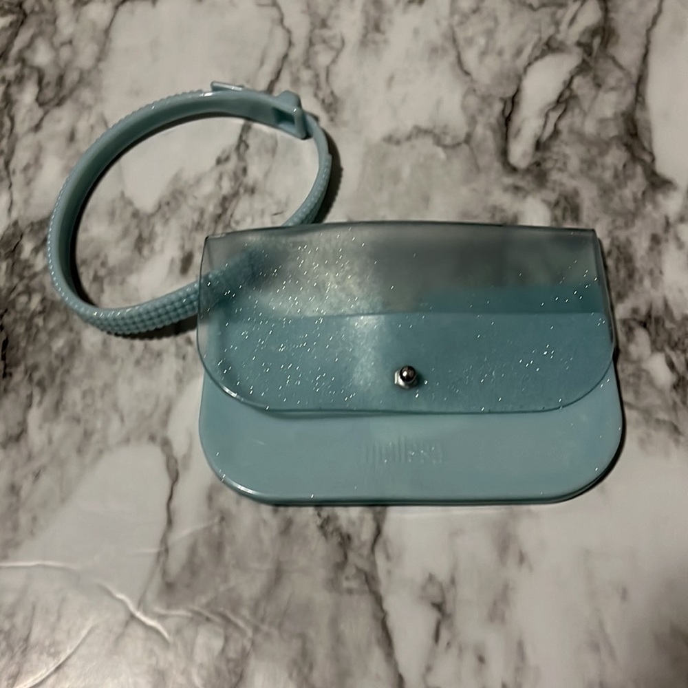 Melissa card holder